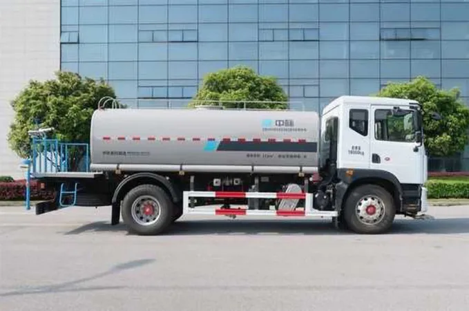 18 Tons Water Tanker Truck