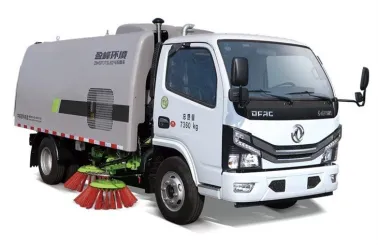 7 Tons Wet Type Road Sweeper