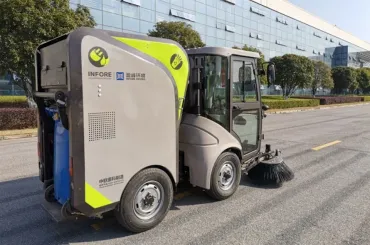 Pure Electric Mini Sweeper with Garbage Bin